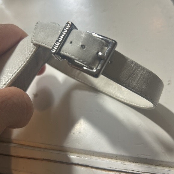 Gianni Bini Joenah Two Piece Ankle Strap Block Heel Dress Sandals White Size 8 - Picture 9 of 9